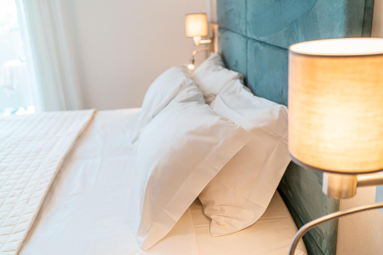 Hotel Pigalle Лидо ди Йезоло Екстериор снимка